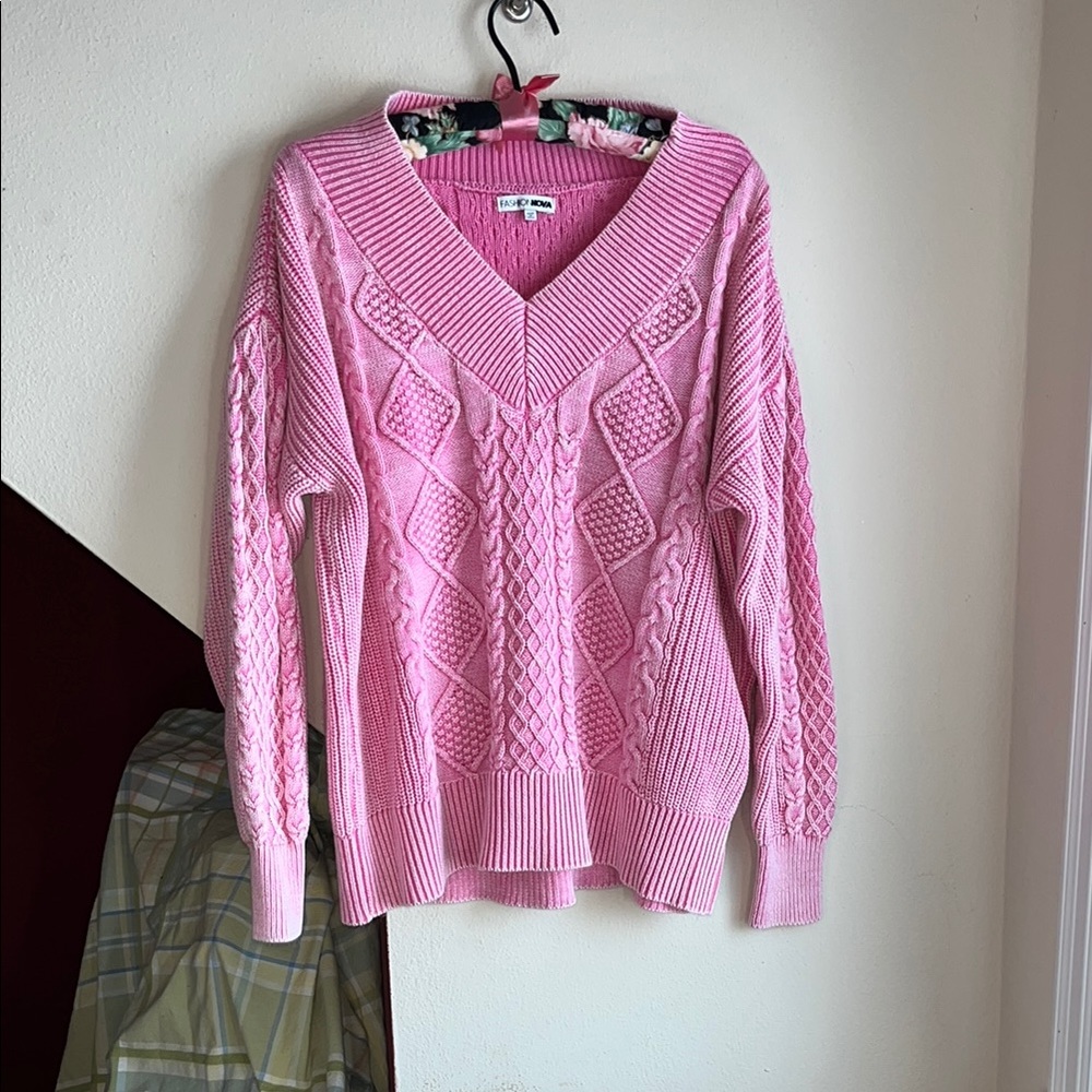 Pink Cable Knit V-Neck‎ Sweater Preppy
